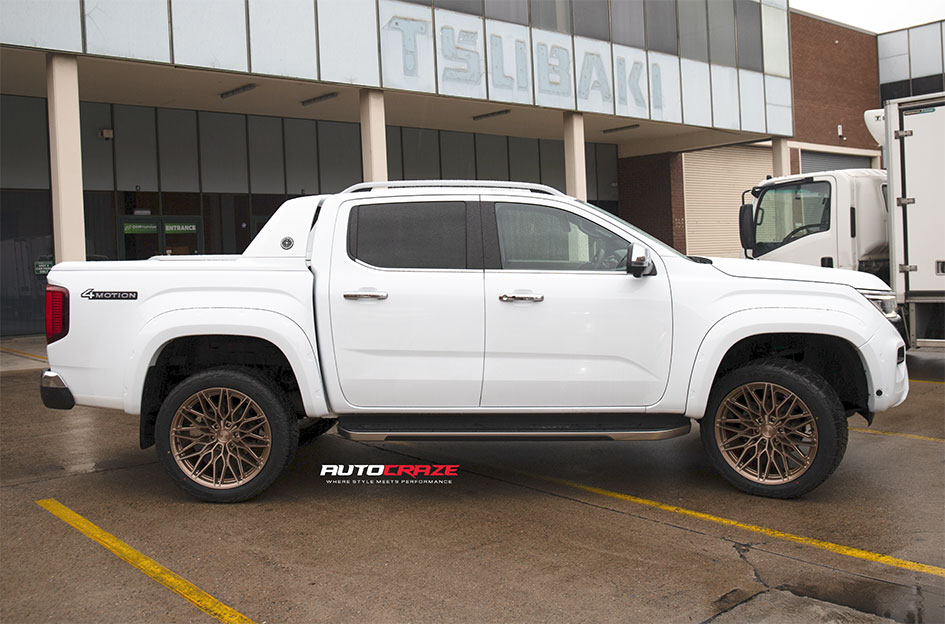 VOLKSWAGEN AMAROK NICHE CALABRIA PLATINUM BRONZE