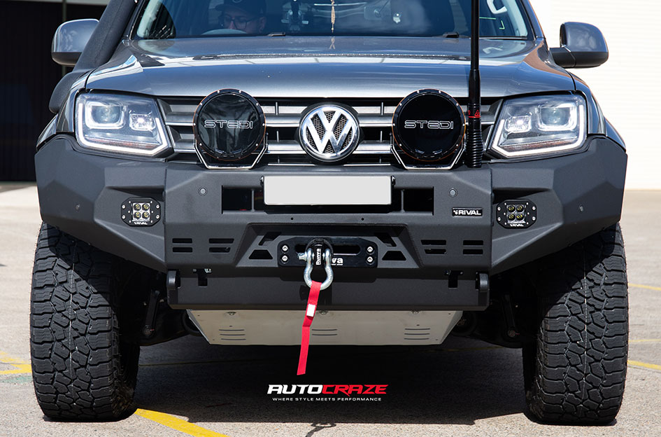 VOLKSWAGEN AMAROK ROH VAPOUR MATT BLACK / SILVER BOLTS