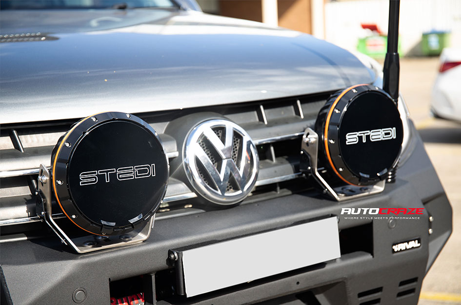 VOLKSWAGEN AMAROK ROH VAPOUR MATT BLACK / SILVER BOLTS