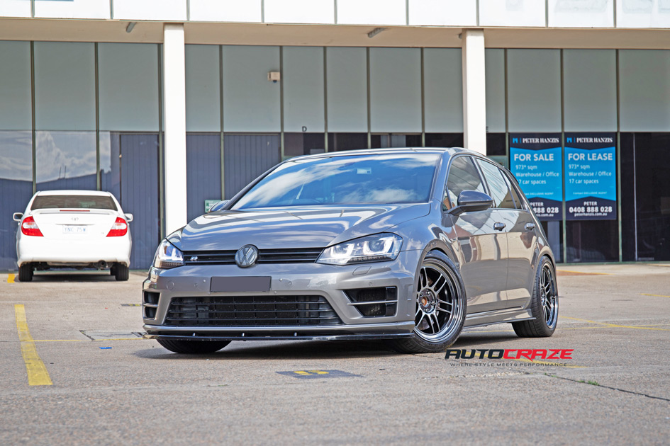 Volkswagen Golf Enkei RPF1 Silver Wheels