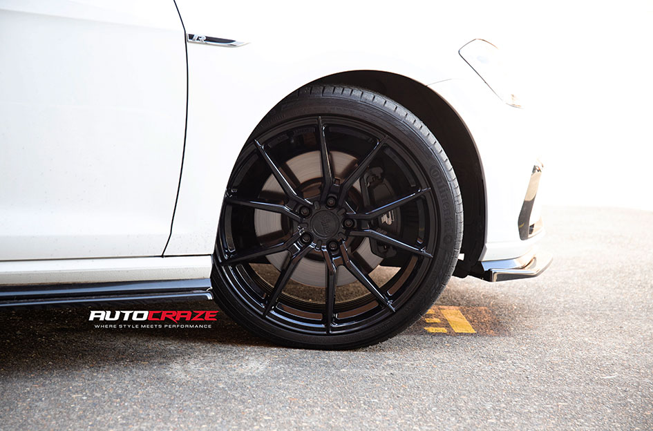 VOLKSWAGEN GOLF KING VENOM WHEELS GLOSS BLACK 