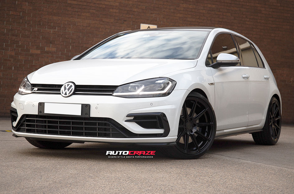 VOLKSWAGEN GOLF KOYA SF04 BLACK