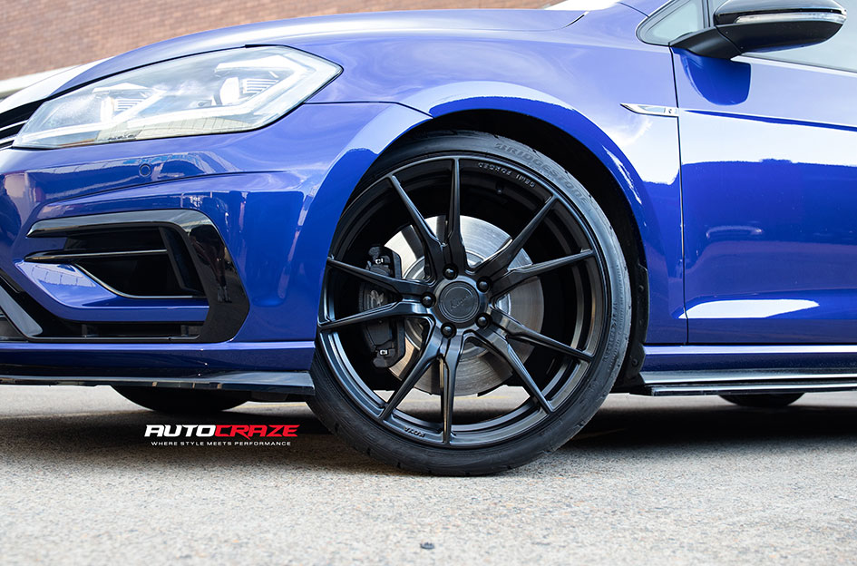 VOLKSWAGEN GOLF KOYA SF06 SATIN BLACK