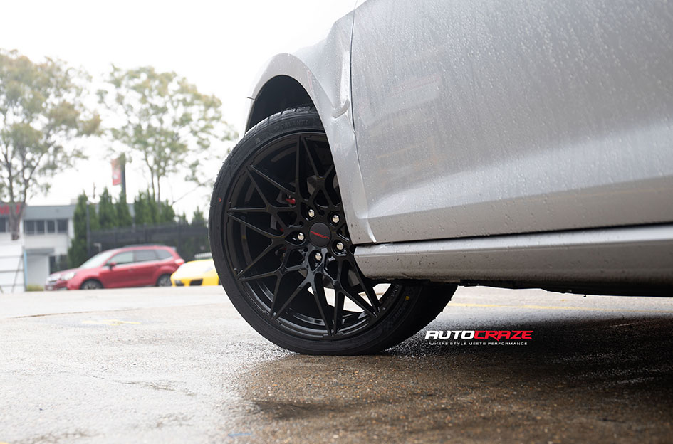 VOLKSWAGEN GOLF MASON ZR1 GLOSS BLACK