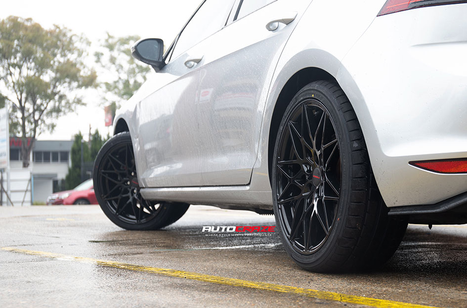 VOLKSWAGEN GOLF MASON ZR1 GLOSS BLACK