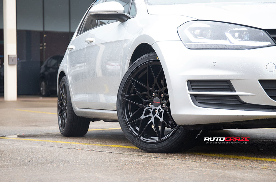 VOLKSWAGEN GOLF MASON ZR1 GLOSS BLACK