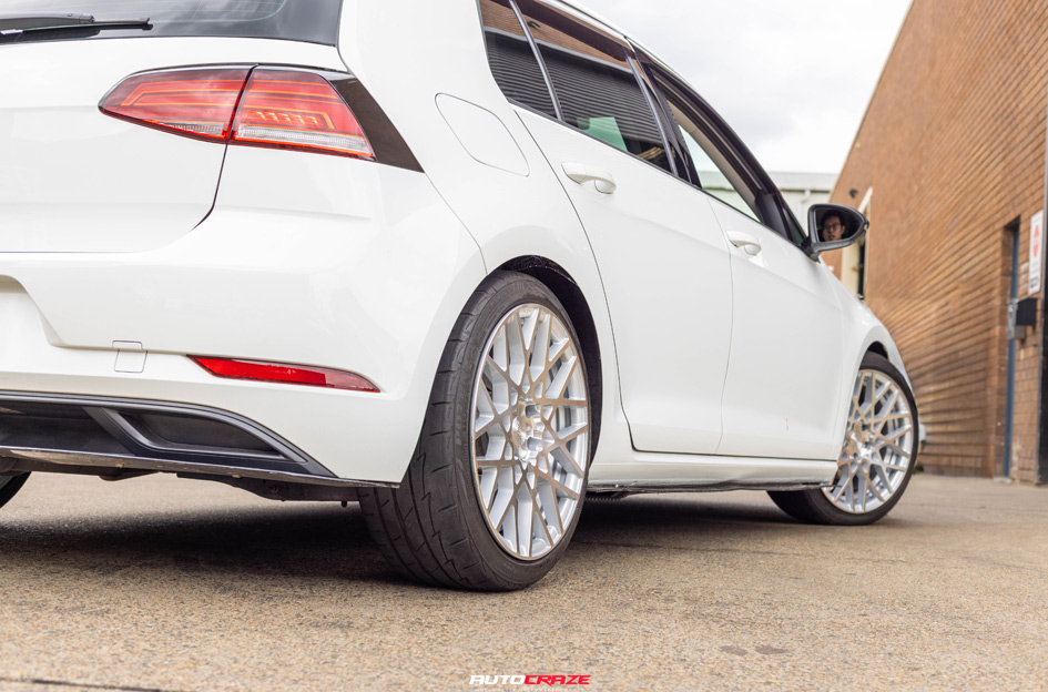 VOLKSWAGEN GOLF ROTIFORM BLQ SILVER
