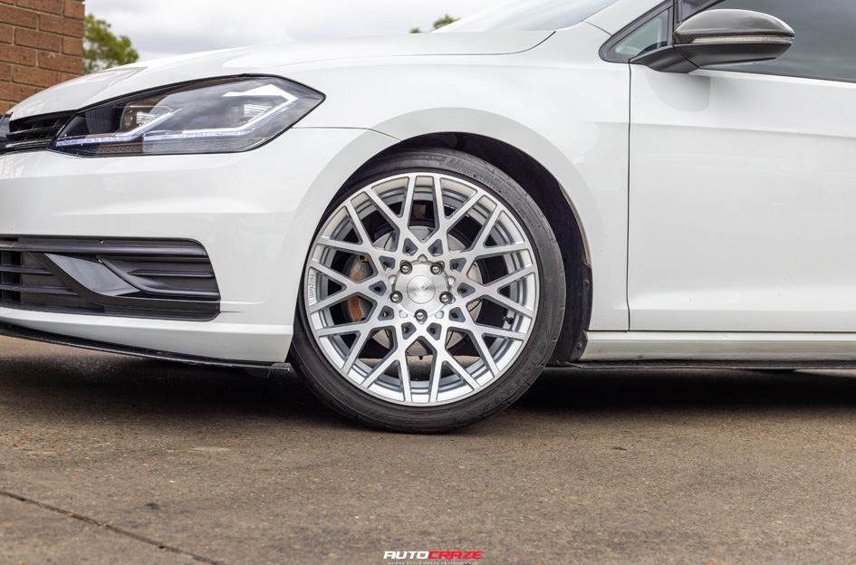 VOLKSWAGEN GOLF ROTIFORM BLQ SILVER