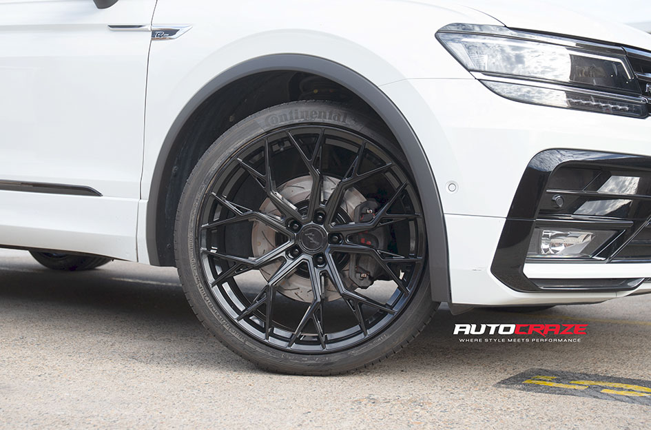 VOLKSWAGEN TIGUAN KOYA SF16 GLOSS BLACK