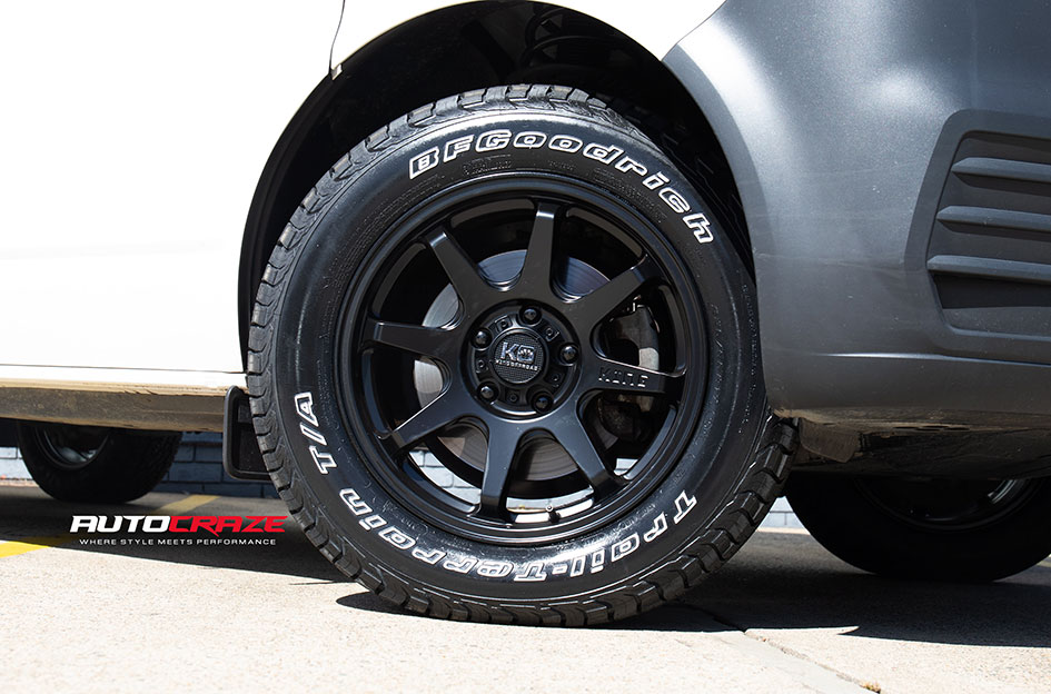 VOLKSWAGEN TRANSPORTER KING GRAPPLER SATIN BLACK 