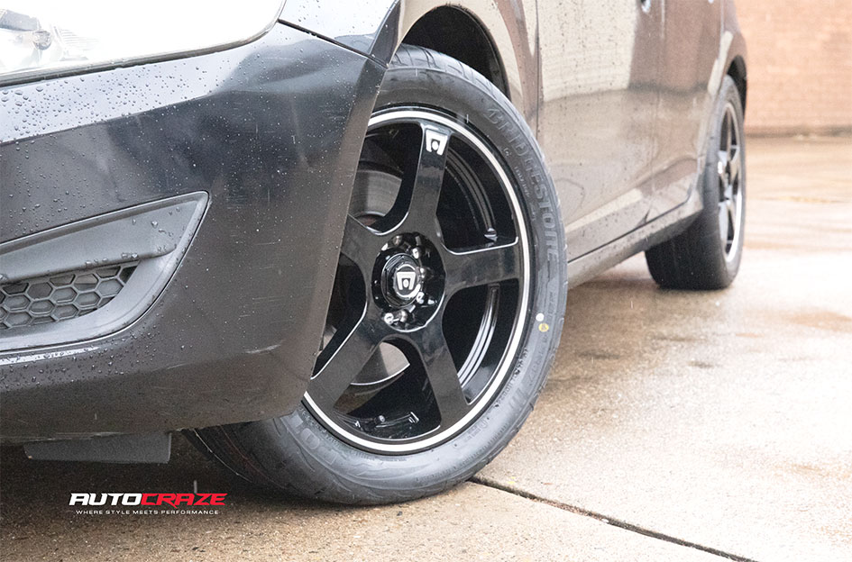 VOLVO V60 MOTEGI MR116 GLOSS BLACK MACHINED STRIPE