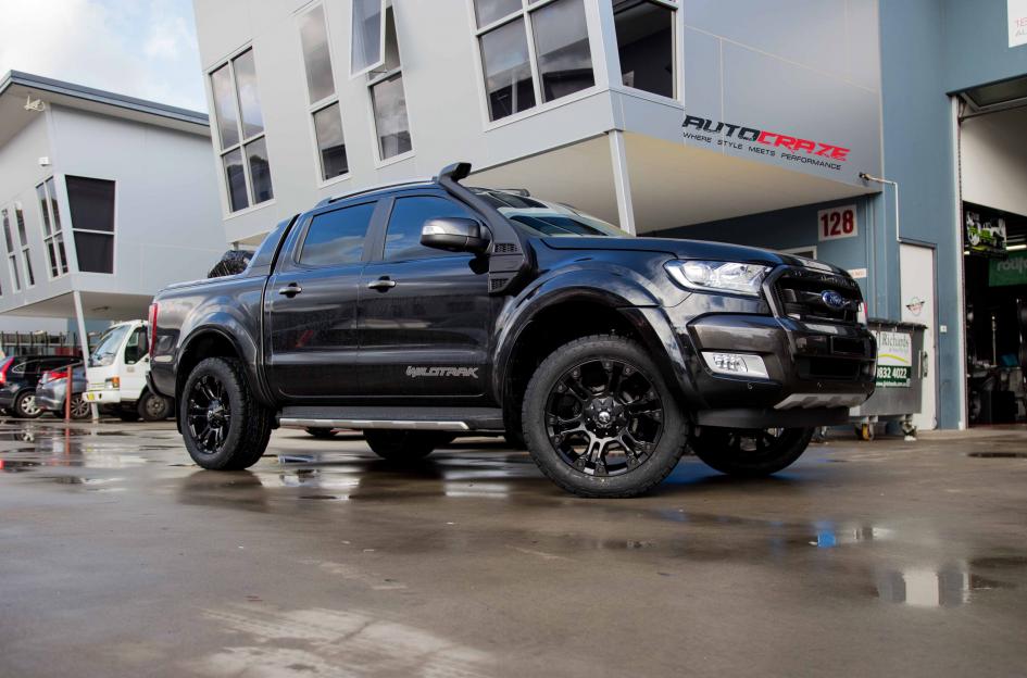 FORD-RANGER-VAPOR-MATTE-BLACK-3