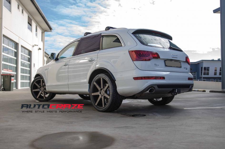 AUDI-Q7-VERONA-MATTE-BLACK-TINTED-FACE