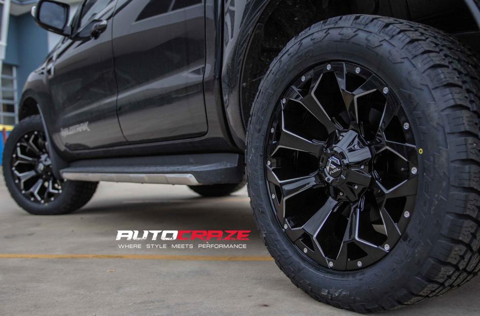 FORD RANGER ASSAULT GLOSS BLACK MILLED ACCENTS