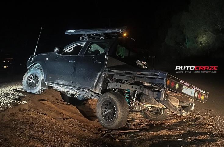 NISSAN NAVARA HEIST SATIN BLACK