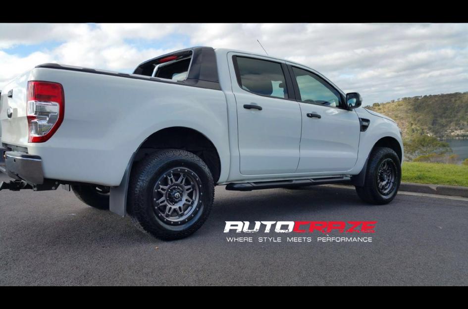 FORD RANGER HOSTAGE III MATTE ANTHRACITE WITH BLACK RING
