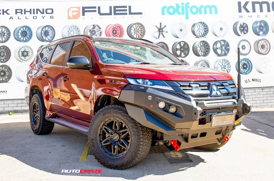 MITSUBISHI PAJERO SPORT NOMAD N232 SATIN BLACK
