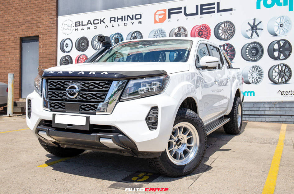 NISSAN NAVARA NP300 KMC RANGE GLOSS SILVER WITH MACHINED FACE