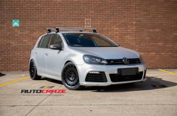 VOLKSWAGEN GOLF CCV MATTE BLACK