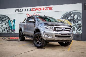 FORD RANGER BEAST BLACK MACHINED WITH DARK TINT