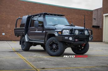 TOYOTA LANDCRUSIER MONSTER XD MATTE BLACK