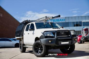 TOYOTA HILUX N70 4WD AVALANCHE MATTE BLACK