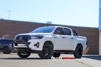 TOYOTA HILUX N80 4WD IMPACT SATIN BLACK