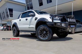 FORD-RANGER-VAPOR-BLACK-MACHINED-WITH-DARK-TINT-7