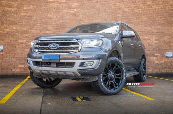 FORD EVEREST VAPOR MATTE BLACK