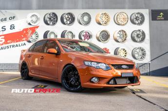 FORD-FALCON-ZR3-GLOSS-BLACK