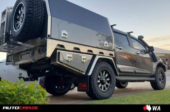 HOLDEN COLORADO HARDLINE GLOSS BLACK MILLED