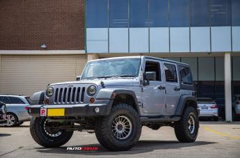JEEP WRANGLER IMPACT KM542 SATIN BLACK MACHINED FACE