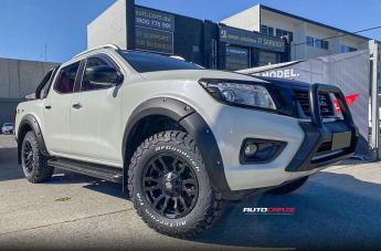 NISSAN NAVARA FLORIDA MATT BLACK