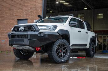 TOYOTA HILUX 4WD SABBATH HYPERBLACK