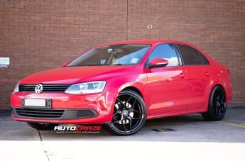 VOLKSWAGEN JETTA LEMANS GLOSS BLACK
