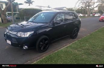 MITSUBISHI OUTLANDER CANNES GLOSS BLACK MILLED ACCENTS