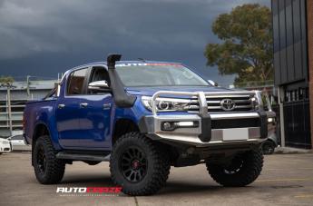 TOYOTA HILUX N80 4WD VICTIM MATTE BLACK