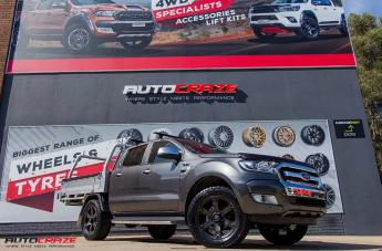FORD RANGER BEAST BLACK MACHINED WITH DARK TINT