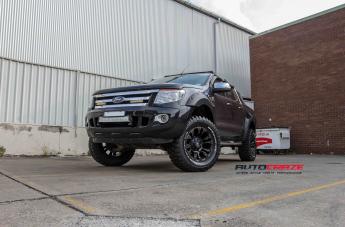 FORD-RANGER-VAPOR-BLACK-MACHINED-WITH-DARK-TINT