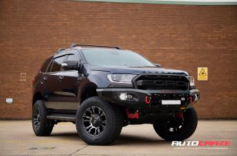 FORD EVEREST VAPOR BLACK MACHINED WITH DARK TINT