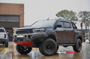TOYOTA HILUX N80 4WD D LOCKER BLACK