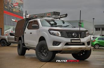 NISSAN NAVARA TERRA SATIN BLACK
