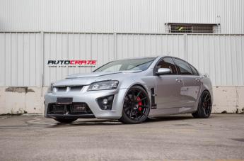 HOLDEN-COMMODORE-SF04-MATTE-BLACK-2
