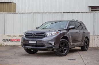 TOYOTA-KLUGER-EXILE-SATIN-BLACK