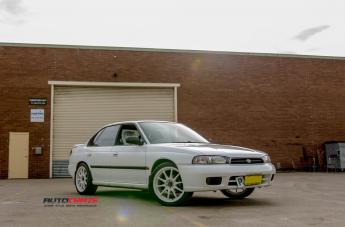 SUBARU LIBERTY ROTATE WHITE