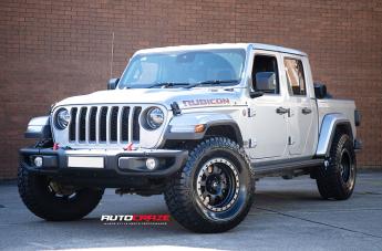 JEEP-WRANGLER-TROPHY-MATTE-BLACK-WITH-ANTHRACITE-RING