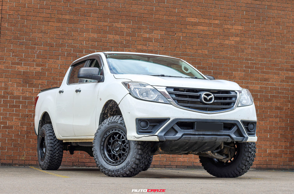 MAZDA BT-50 KMC GRS SATIN BLACK