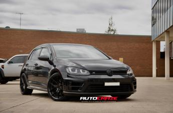 VOLKSWAGEN GOLF FLG MATTE BLACK