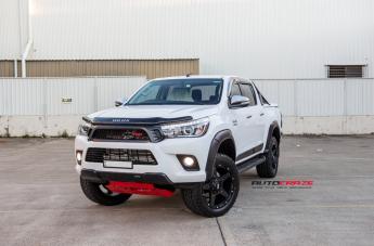 TOYOTA HILUX N80 4WD GD04 MATTE BLACK