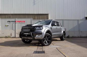 FORD-RANGER-ZEUS-09-GLOSS-BLACK-MILLED-ACCENTS